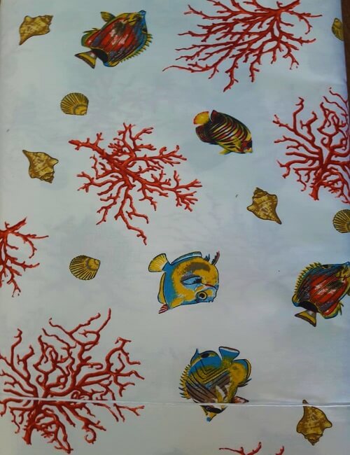 Tovagli disegno marino con pesci e coralli